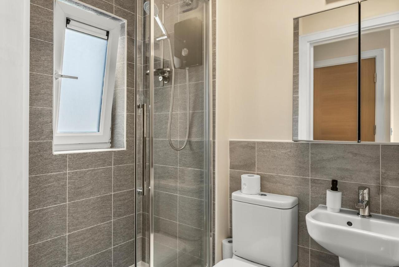 Sleek And Stylish 2 Bed With Garden And Parking Daire Sheffield Dış mekan fotoğraf